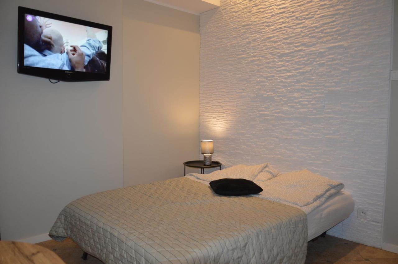 Vacation Apartment *